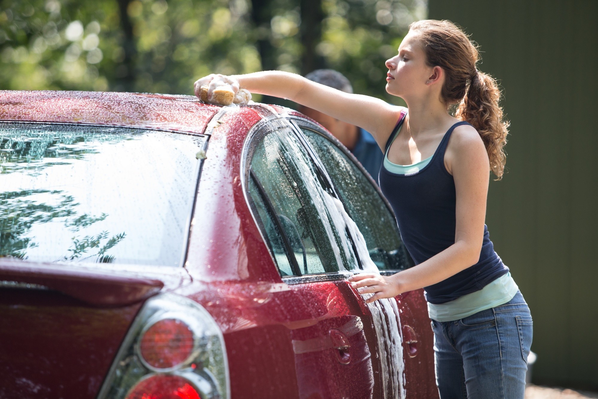 The World’s First Ever “self Cleaning” Car Unveiled