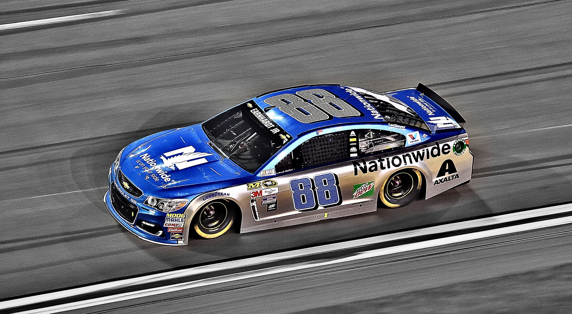 Insider Details On Dale Earnhardt Jr S Car Amelia