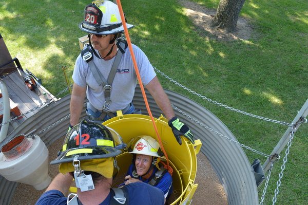 Grain bin rescue tubes