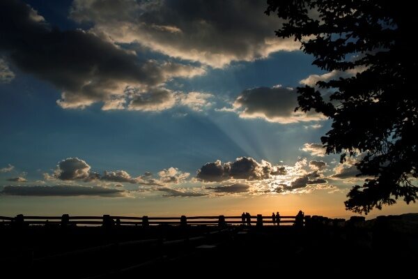 picture of the horizon at sundown